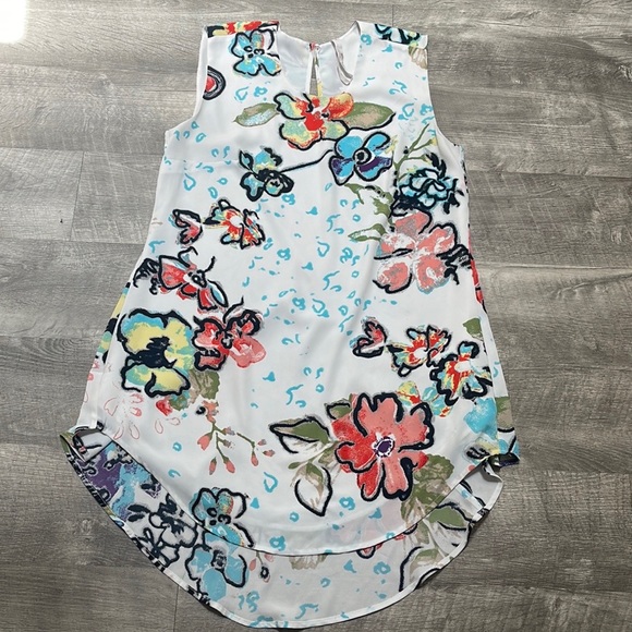 Melissa McCarthy Seven7 Floral Sleeveless Top - Picture 14 of 14